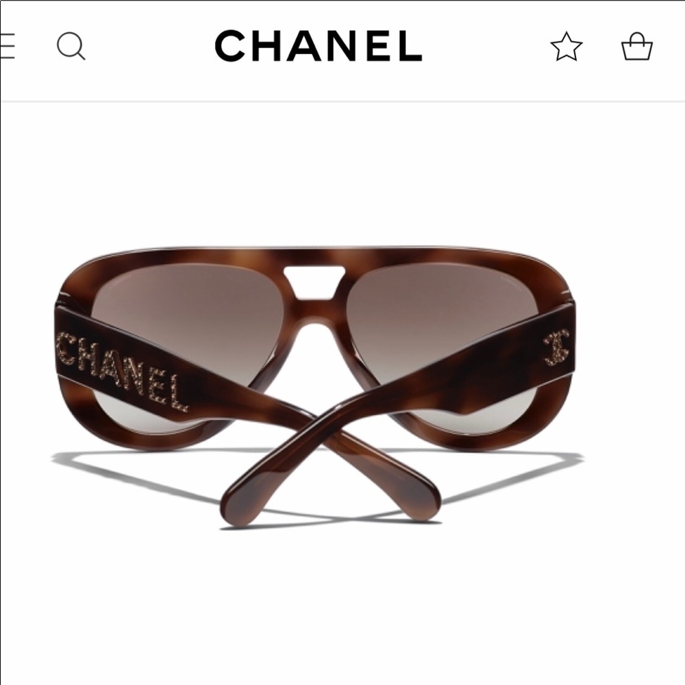 🤎$585. Chanel Havana crystal Aviator w/soft mirror lenses. Excellent Condition!